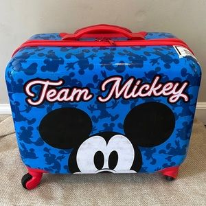 Mickey Mouse child's carry-on.
